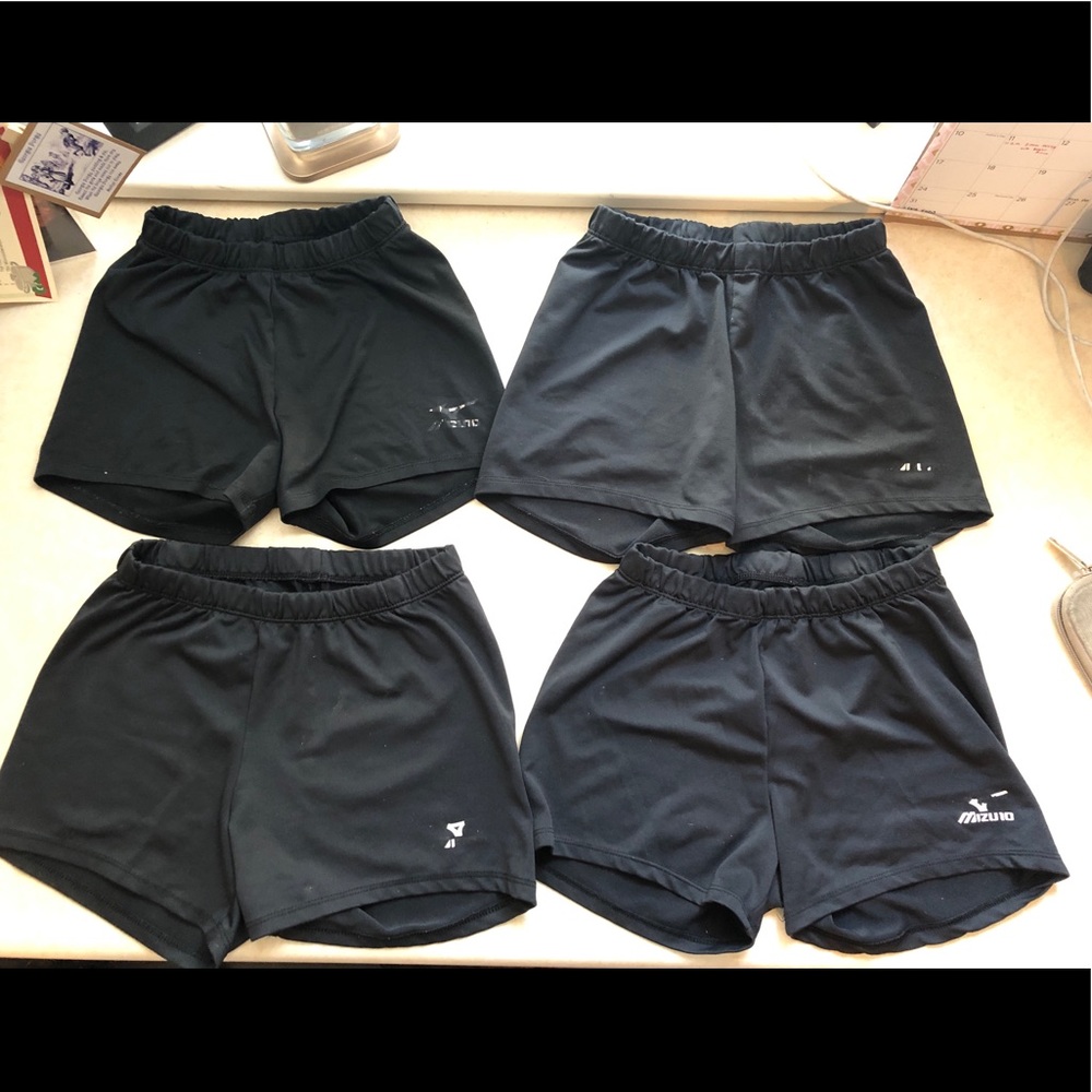 Black mizuno spandex